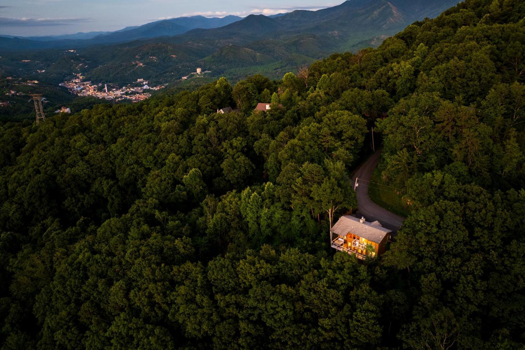 Elevista - Quaint&Private-Views-Hottub-Pooltable-Bears-3 Clubhouse Pools Villa Gatlinburg Dış mekan fotoğraf