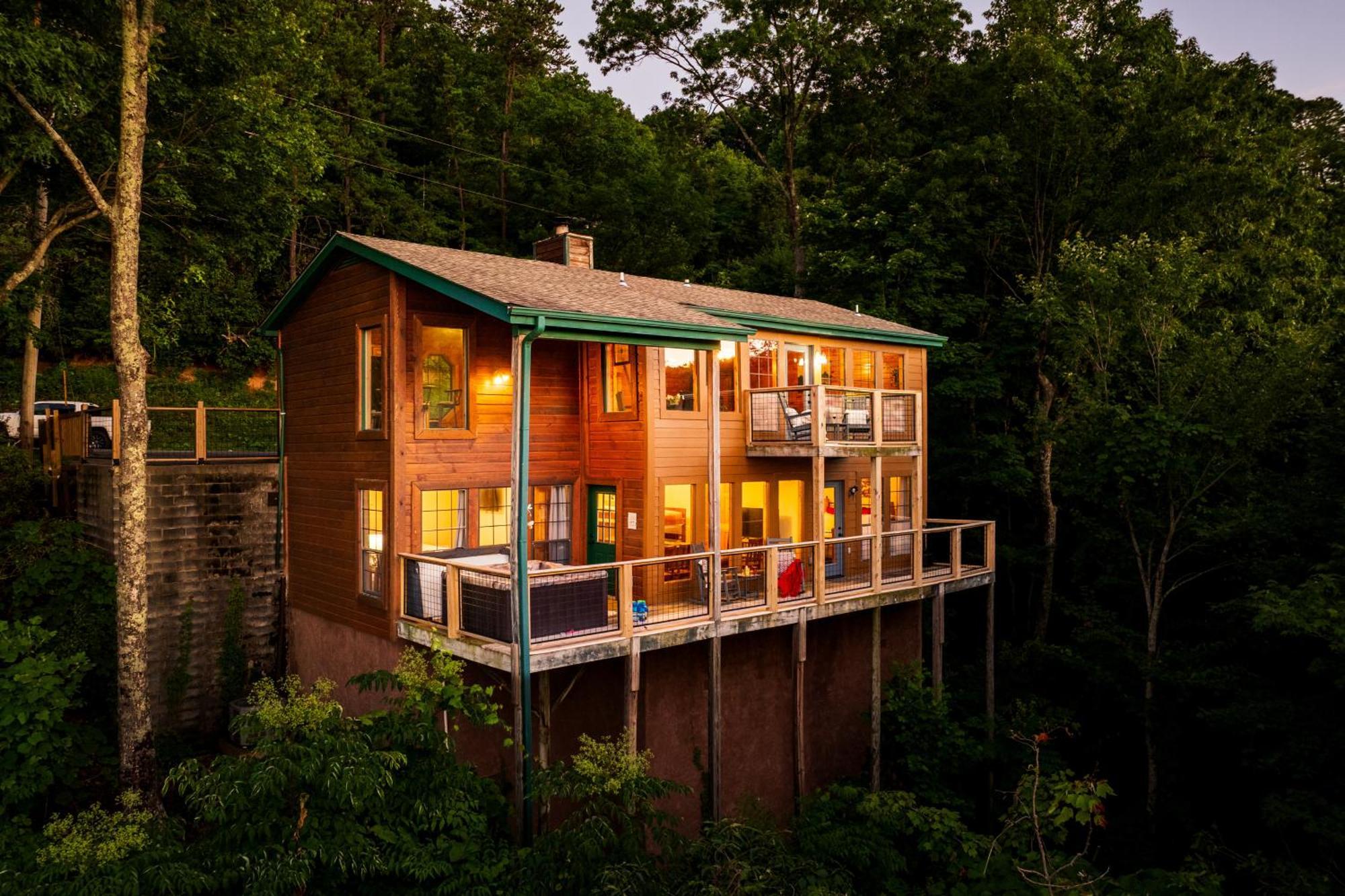 Elevista - Quaint&Private-Views-Hottub-Pooltable-Bears-3 Clubhouse Pools Villa Gatlinburg Dış mekan fotoğraf